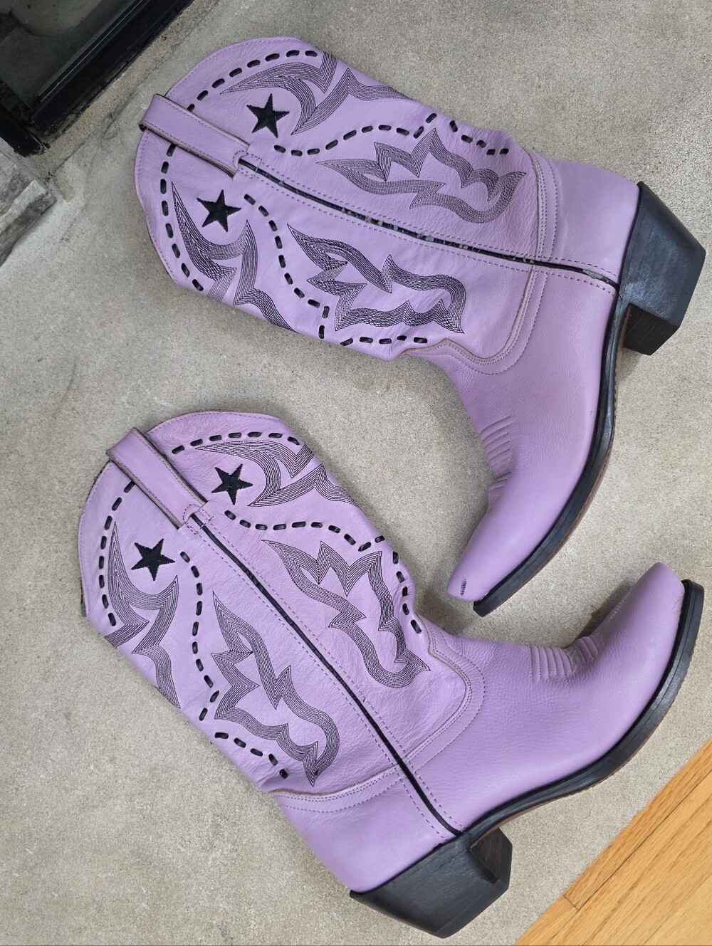 Vtg Durango RD5118 Women's Purple Lilac Black Leather Embroidered Cowboy Boots